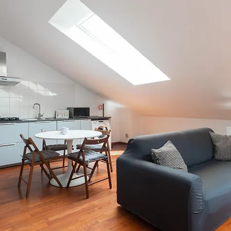 Apartmán Italianway Easy - Ascanio Sforza 77 *